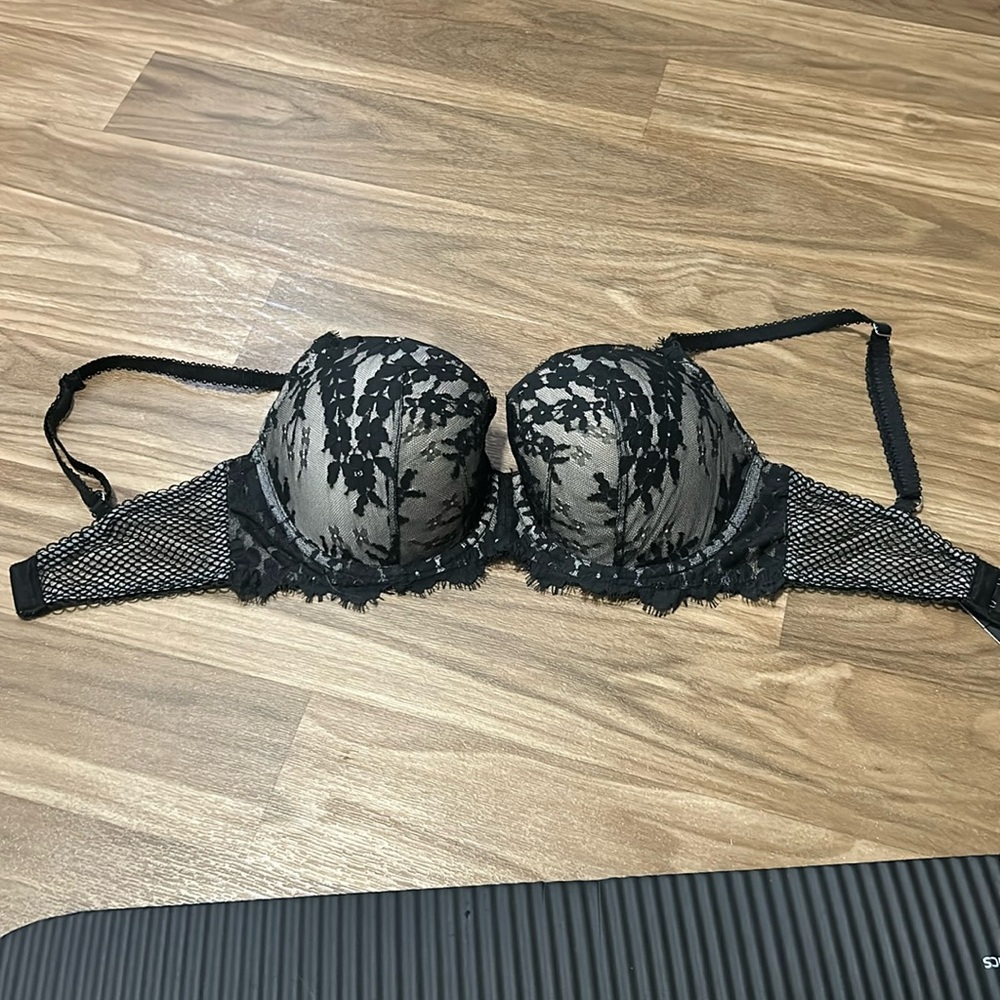 VS dream angels lace Demi bra size 32ddd